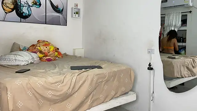 wendy alejo1712 online show from 09-12-25, 02:12