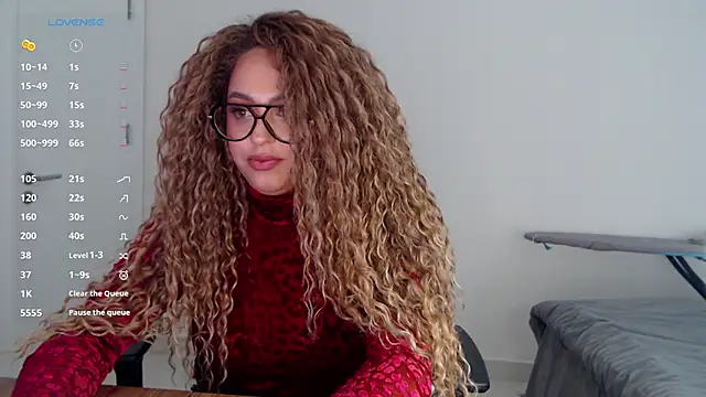  Just a queen 3 online show from 03-05-26, 02:46