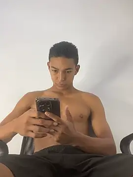 Demiansteven2 online show from 02-04-26, 03:29