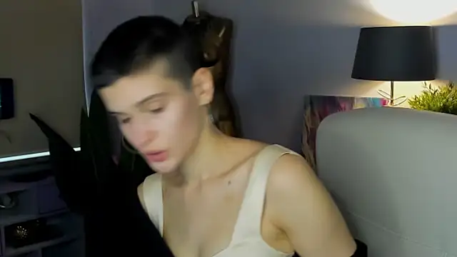 sarah perfect online show from 11-04-25, 02:21