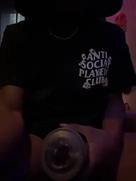 Snapshot of GersonGil1 chatting on 01-18-26, 05:05 GersonGil1 online show from 01-18-26, 05:05