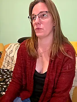 SpiceLea online show from 12-02-25, 01:02