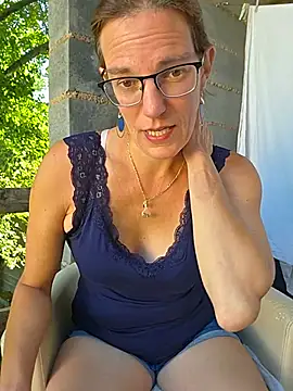 Snapshot of SpiceLea chatting on 05-29-26, 07:36 SpiceLea online show from 05-29-26, 07:36