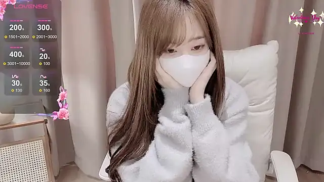 Yuuuuuly online show from 12-05-25, 05:39