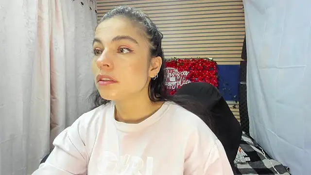 Snapshot of rosse_2504 chatting on 06-02-26, 01:22 rosse 2504 online show from 06-02-26, 01:22