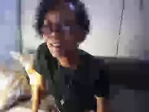 Snapshot of Medusa_64 chatting on 11-03-25, 12:31 Medusa 64 online show from 11-03-25, 12:31