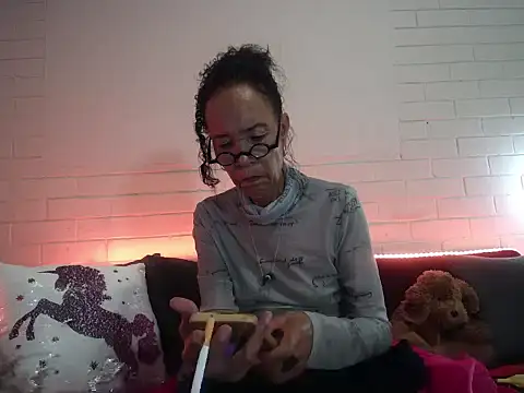 Snapshot of Medusa_64 chatting on 03-17-25, 09:44 Medusa 64 online show from 03-17-25, 09:44