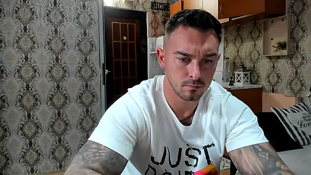 Jonmusclemaster online show from 09-20-25, 08:36
