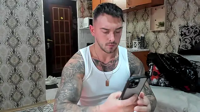 Jonmusclemaster online show from 10-15-25, 07:33