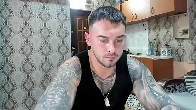 Jonmusclemaster online show from 11-17-25, 08:24