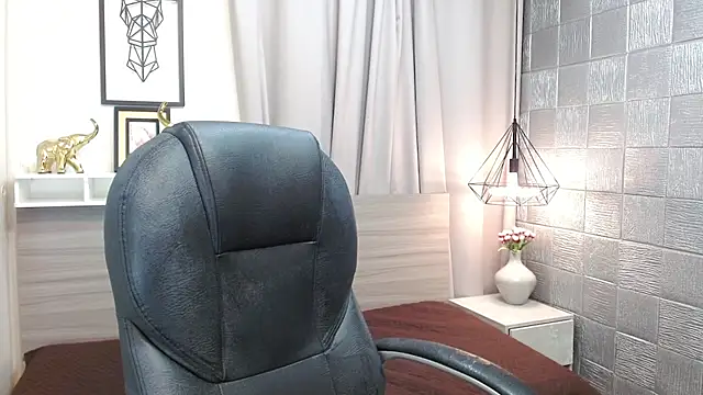 Snapshot of Alan_Cute18 chatting on 02-20-26, 01:24 Alan Cute18 online show from 02-20-26, 01:24