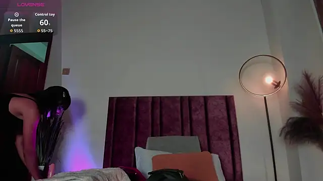 AlissaNix online show from 03-28-26, 01:06