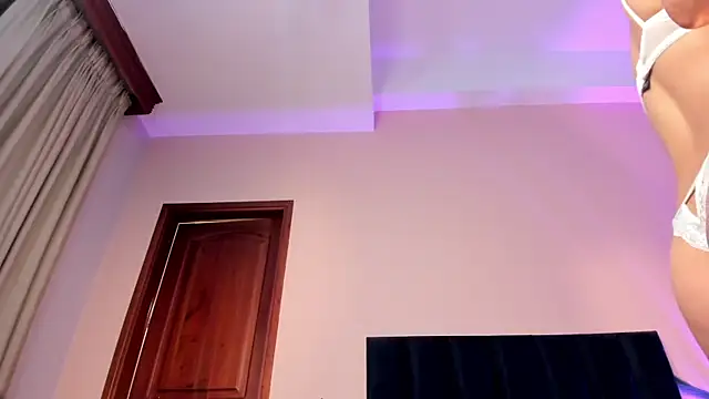 AlissaNix online show from 04-02-26, 12:29