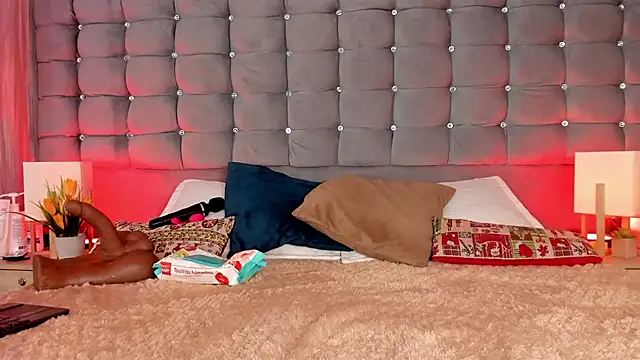 Snapshot of Poacahontasfg chatting on 02-04-26, 03:56 Poacahontasfg online show from 02-04-26, 03:56