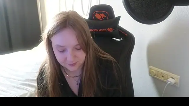 KatrinaFlam online show from 12-20-24, 05:25