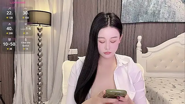Snapshot of kittyrecalls chatting on 01-26-25, 03:38 kittyrecalls online show from 01-26-25, 03:38