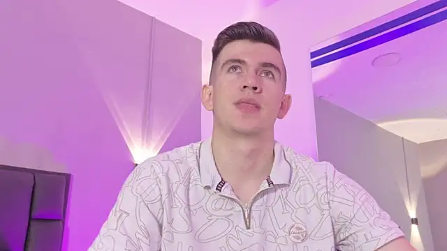 MikaelSlow online show from 04-08-26, 04:36