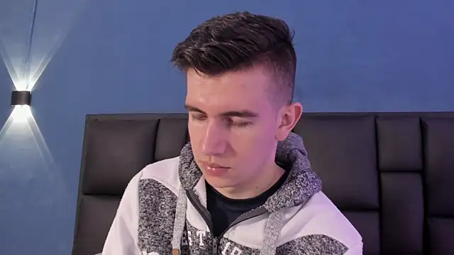 MikaelSlow online show from 11-08-25, 05:00