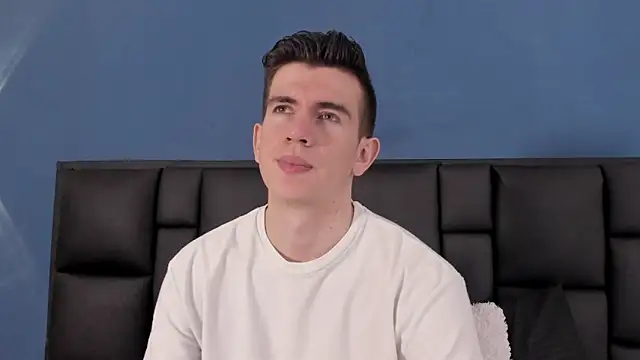 MikaelSlow online show from 09-28-25, 10:50