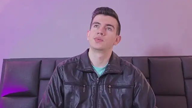 MikaelSlow online show from 04-18-26, 04:26