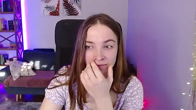 kenzie x online show from 03-21-25, 05:43