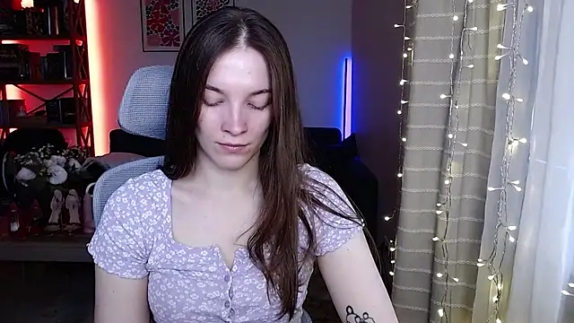 Snapshot of kenzie_x chatting on 02-21-26, 07:21 kenzie x online show from 02-21-26, 07:21