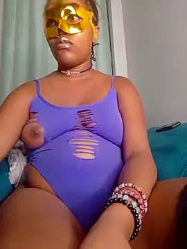 Snapshot of SquirtQueen222 chatting on 02-10-25, 09:15 SquirtQueen222 online show from 02-10-25, 09:15