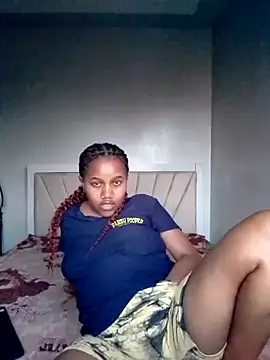 Snapshot of SquirtQueen222 chatting on 12-31-24, 03:31 SquirtQueen222 online show from 12-31-24, 03:31