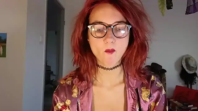 Snapshot of TatianaRomanov chatting on 09-09-25, 04:49 TatianaRomanov online show from 09-09-25, 04:49