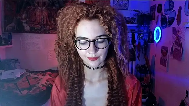 Snapshot of TatianaRomanov chatting on 04-12-26, 07:50 TatianaRomanov online show from 04-12-26, 07:50