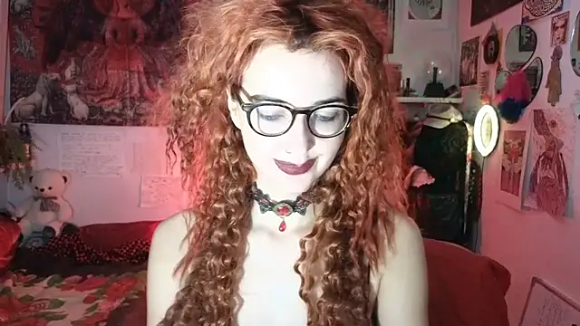 Snapshot of TatianaRomanov chatting on 06-06-26, 10:26 TatianaRomanov online show from 06-06-26, 10:26