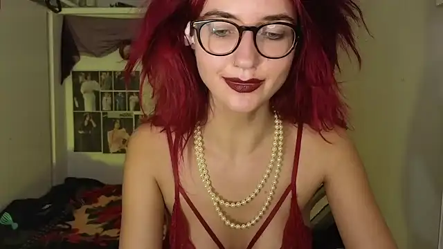 Snapshot of TatianaRomanov chatting on 10-09-25, 09:37 TatianaRomanov online show from 10-09-25, 09:37