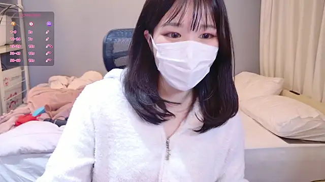 Snapshot of -Manamin- chatting on 01-20-25, 11:35 -Manamin- online show from 01-20-25, 11:35