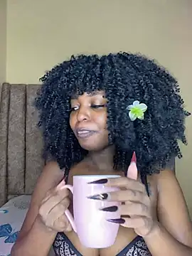 Snapshot of Sugar_plum44 chatting on 04-25-26, 02:14 Sugar plum44 online show from 04-25-26, 02:14