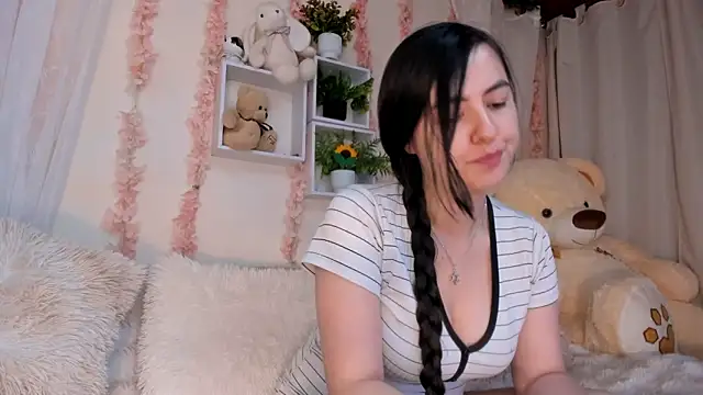 Idara and Edahi01 online show from 04-02-26, 01:02