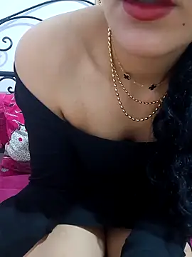 Fatina111 online show from 04-02-26, 02:41