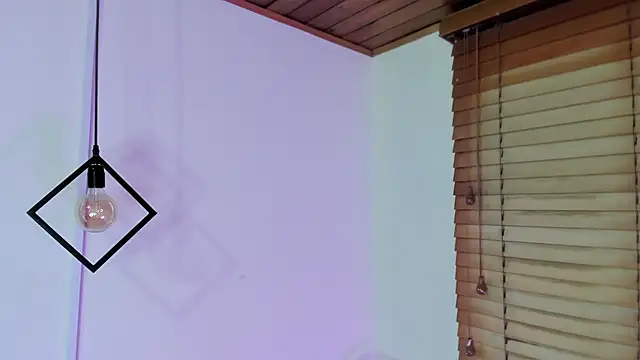 GENNESIS LOVE online show from 12-17-25, 03:33