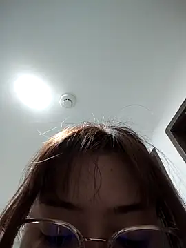 GENNESIS LOVE online show from 03-27-26, 12:41