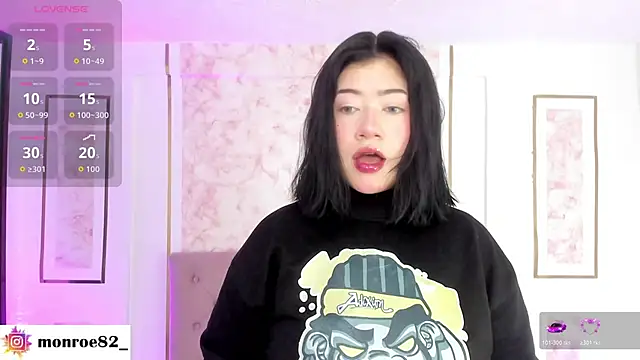 GENNESIS LOVE online show from 04-30-26, 01:23