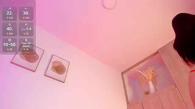 Mia 222 online show from 04-15-26, 11:05