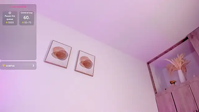 Mia 222 online show from 02-24-26, 11:00