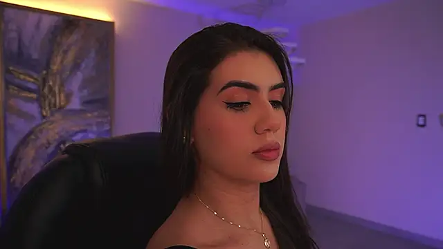 Snapshot of AngelicaVega chatting on 10-05-25, 04:53 AngelicaVega online show from 10-05-25, 04:53