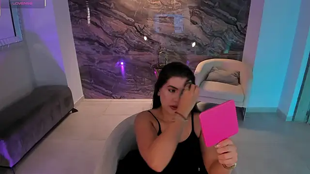 Snapshot of AngelicaVega chatting on 09-20-25, 06:46 AngelicaVega online show from 09-20-25, 06:46