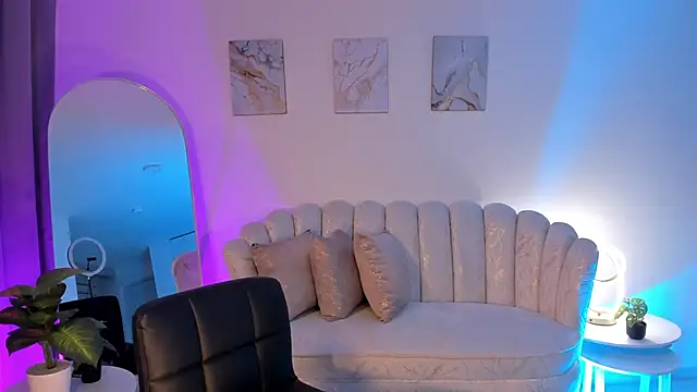 DonnaStonne online show from 02-27-26, 11:04