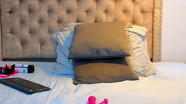 Anya Texas online show from 03-03-26, 08:16