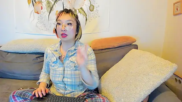 luxgray online show from 01-12-25, 02:35