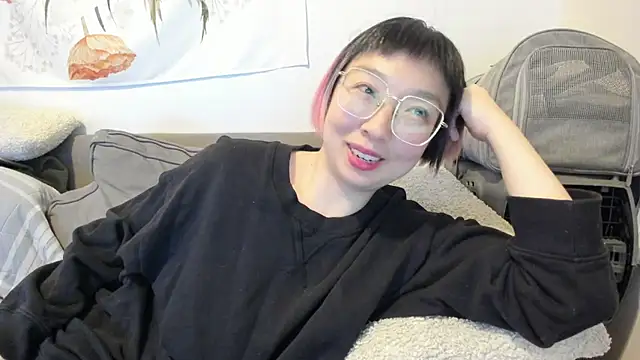 luxgray online show from 12-20-25, 11:07