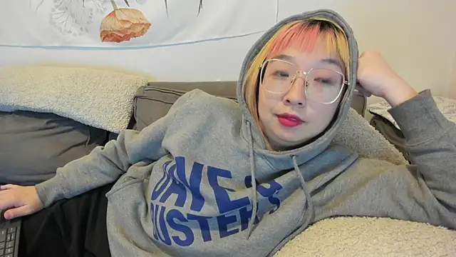 luxgray online show from 12-17-24, 11:27