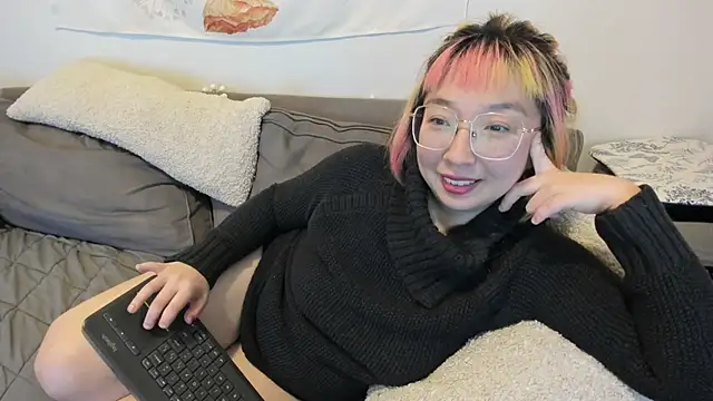 luxgray online show from 12-14-24, 01:27