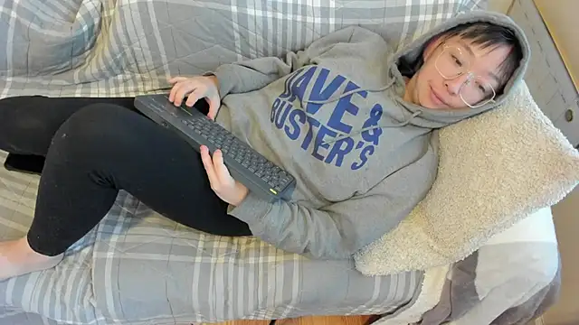 luxgray online show from 10-17-25, 09:49